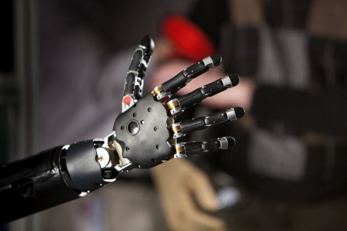 Roboter-hand-705x470 Digitalisierung