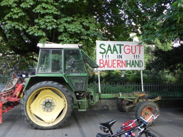 Saatgut-in-Bauernhand-705x529 Aktuell